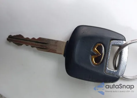 2002 Infiniti I35 Luxury из США, поврежденный, VIN JNKDA31A42T017889